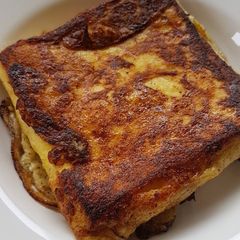 A picture of Frenchie Toasty.