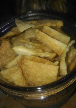 Foto resep Keripik pangsit super praktis