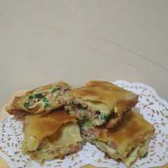 A picture of Martabak telur teflon.