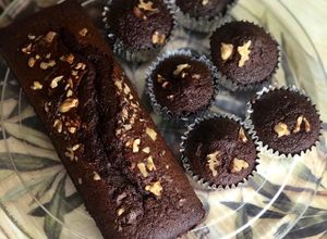 Foto resep Chocolate cupcakes with topping walnut simple (Takaran sendok) tanpa mixer 😊