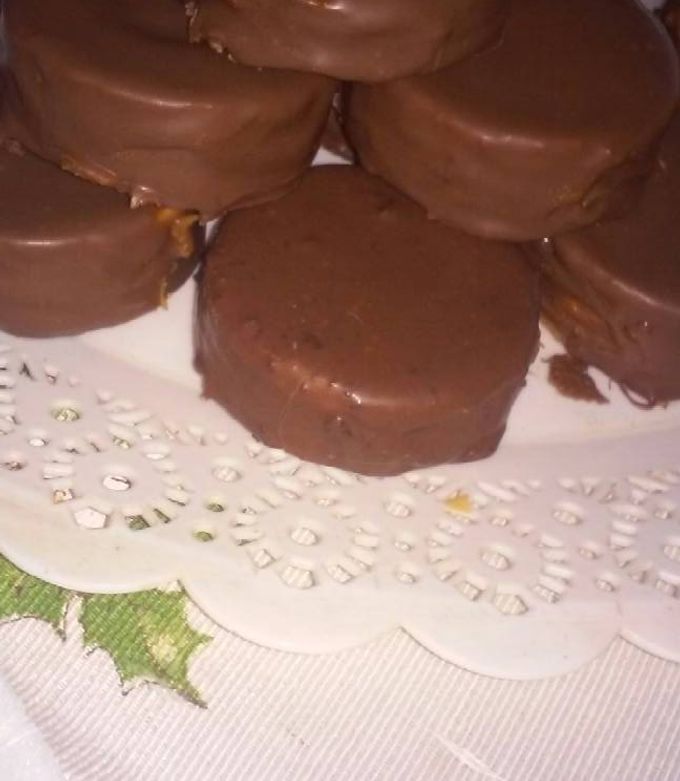 Una foto de Alfajores facilisimos😀🍥