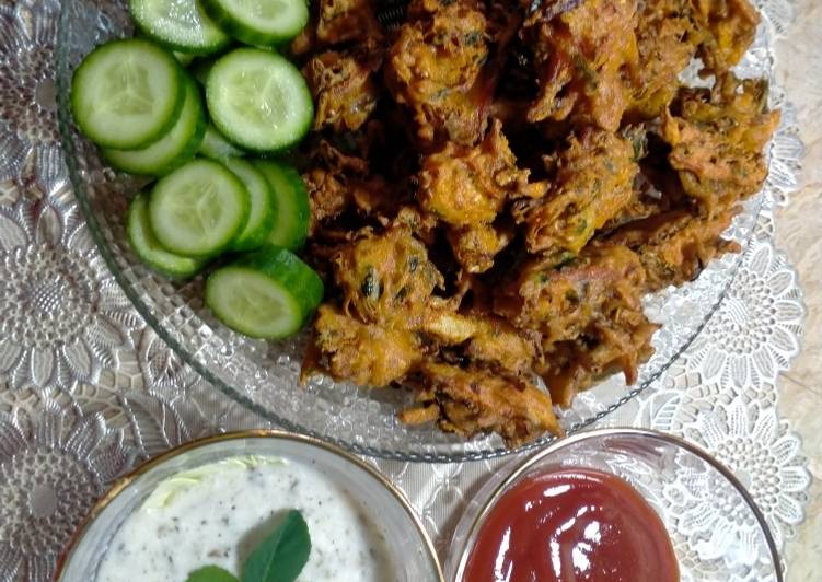 Simple Way to Prepare Perfect Vegetable cheesy pakora recipe