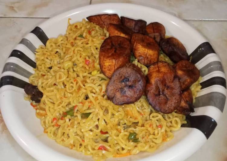 How to Make Homemade Indomie and fried plantain