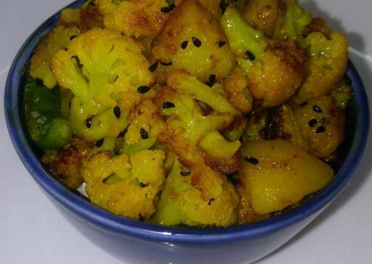 Easiest Way to Make Super Quick Homemade Aloo Gobi Recipe - Simple Aloo Gobi Bhaji