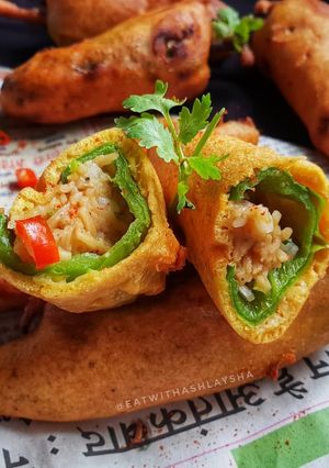 A picture of Noodles Potato Mirchi Pakoda.
