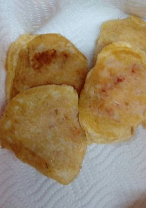 Una foto de Tortas de papa y longaniza