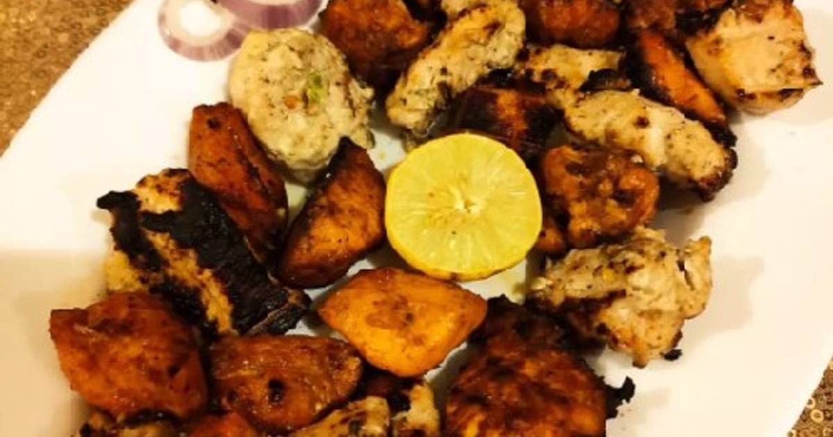 Chicken foldover Recipe by Noshiba Ajmal - Cookpad