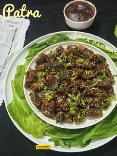 પાલક પાત્રા (Palak Patra Recipe in Gujarati) રેસીપી મુખ્ય ફોટો