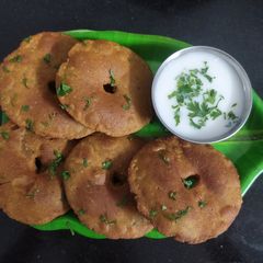 A picture of Bajara vada (pearl millet vada).
