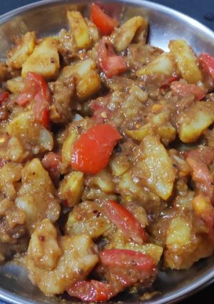 आलू कचालू (Aloo kachalu recipe in Hindi) रेसिपी मुख्य फोटो