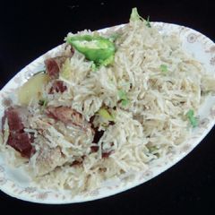 A picture of Beef poulaouo.