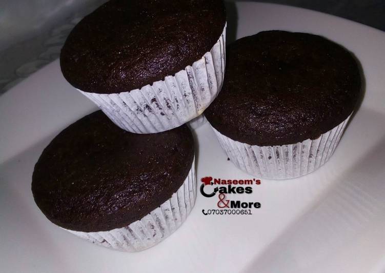 Simple Way to Make Homemade Moist Eggless Chocolate Cake recipe 1