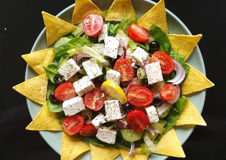 Steps to Prepare Any-night-of-the-week Greek salad 🤩