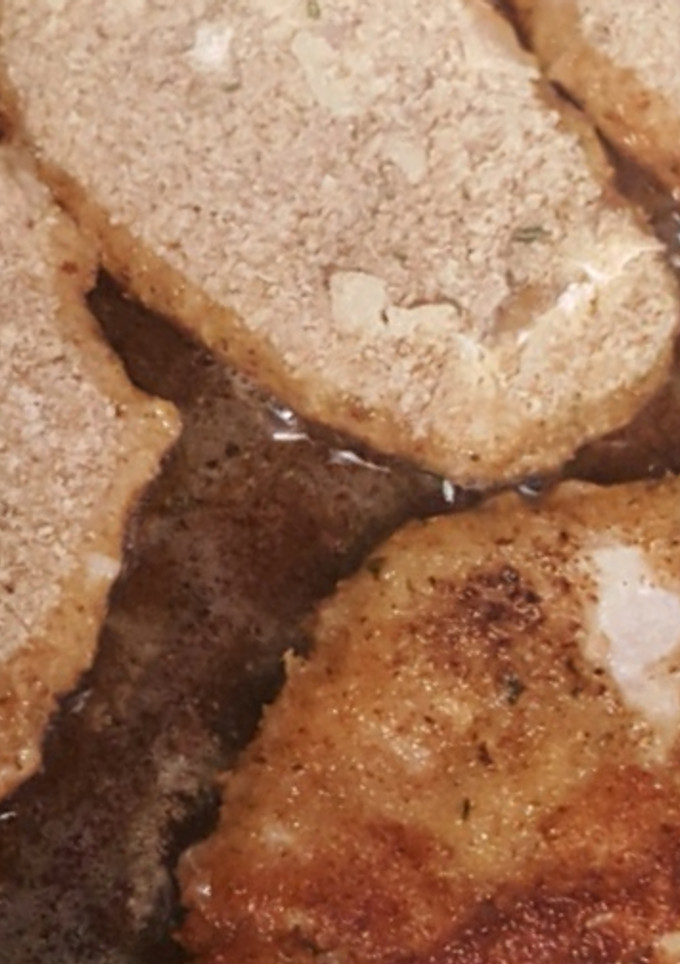 A picture of Parmesan Crusted Porkchops.