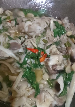 Foto resep Jamur sawit kemangi (pedes)