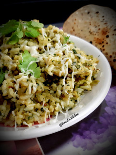 ચીઝ પાલક પુલાવ (Cheez Spinech Pulao Recipe In Gujarati) રેસીપી મુખ્ય ફોટો