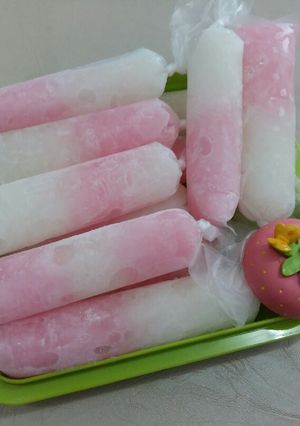 Foto resep Es Ombre Nutrijell Merah Putih