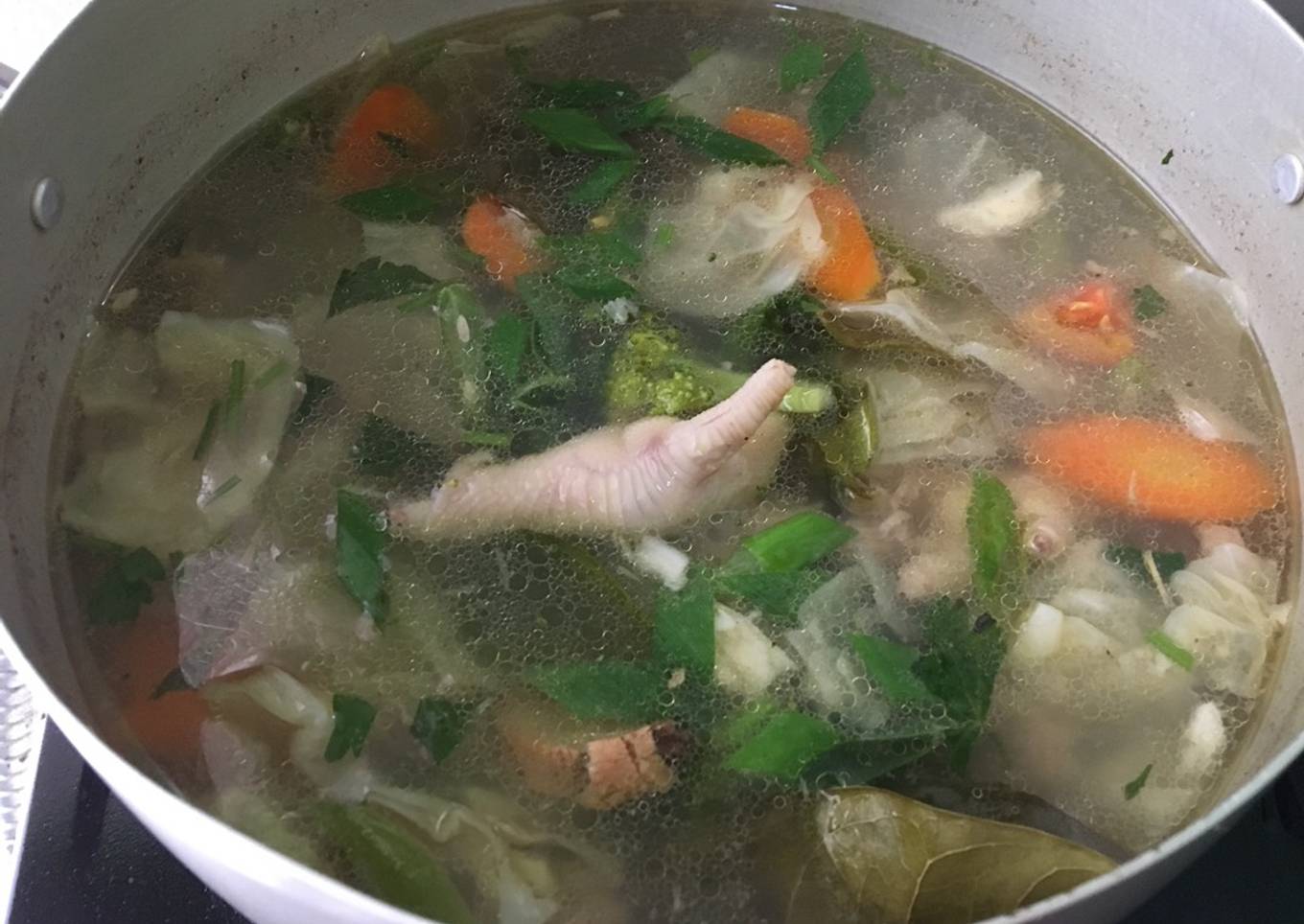 Sop ayam pak min klaten