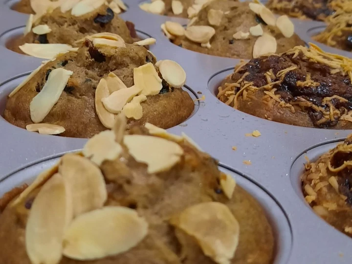 Langkah Gampang Menyiapkan Resep  Banana Muffin Choco Cheese &amp;amp; Cranberry Almond yang Menggugah Selera, Lezat