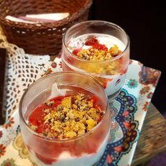 A picture of Strawberry Cream Delight.