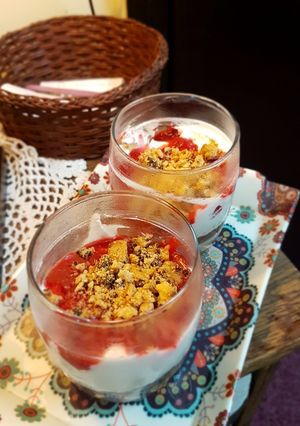A picture of Strawberry Cream Delight.