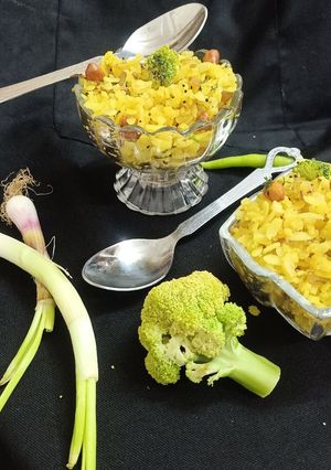 A picture of Mix vegetable broccoli poha.