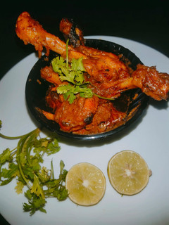 चिकन बर्रा विद ग्रेवी तंदूरी स्टाइल (chicken Barra with gravy tandoori style recipe in Hindi) रेसिपी मुख्य फोटो