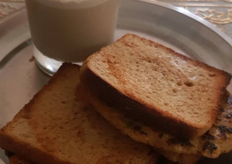 Besan Chilla with Brown Bread and Cold Coffee