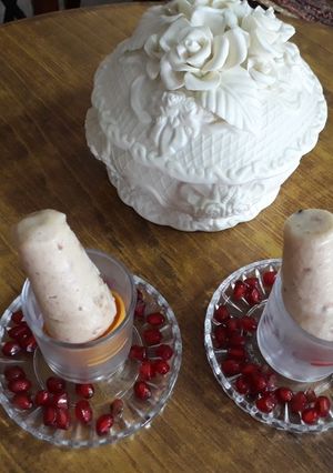 A picture of Banana date kulfi.