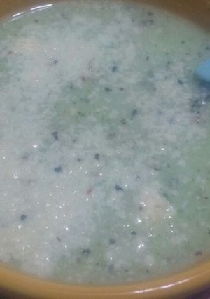 Una foto de Sopa crema de brócoli
