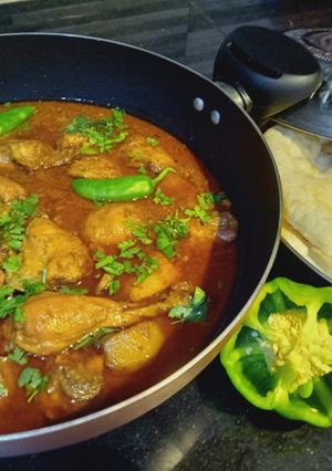 A picture of Korma in wok😍.