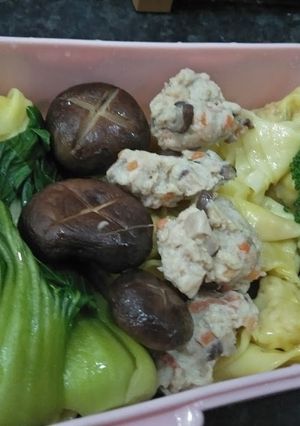 รูปของ เกี๊ยวอกไก่
