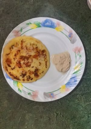 सूजी का उत्तपम (suji ka uttapam recipe in Hindi) रेसिपी मुख्य फोटो
