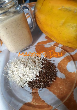 Una foto de Licuado de papaya avena y linaza