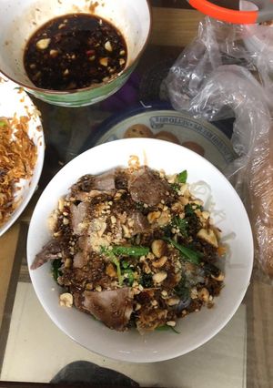 Hình của món Miến ngan trộn.