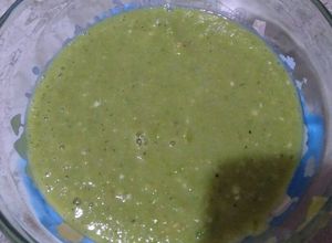 Una foto de Salsa verde (tomates & chiles fritos) 🌶
