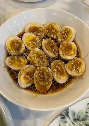 蒜頭醬淋溏心蛋 的食譜成品照片
