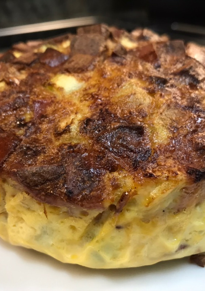Una foto de Tortilla de calabacín y frankfurt en airfryer Cosori