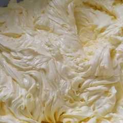 Swiss Meringue Buttercream রেসিপির প্রধান ছবি