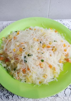 Foto resep Bihun sayur isi pastel