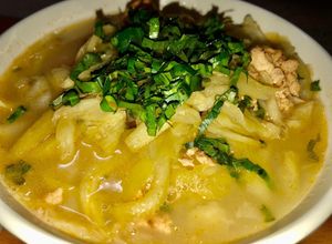 Hình của món Trứng cá canh chua dọc mùng.