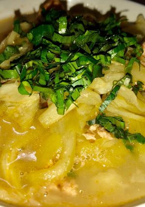 Hình của món Trứng cá canh chua dọc mùng.