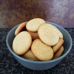 A picture of Lemon Cookies.