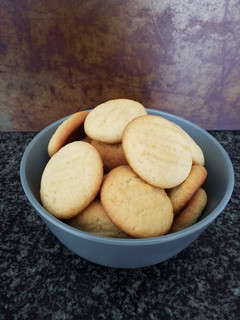A picture of Lemon Cookies.