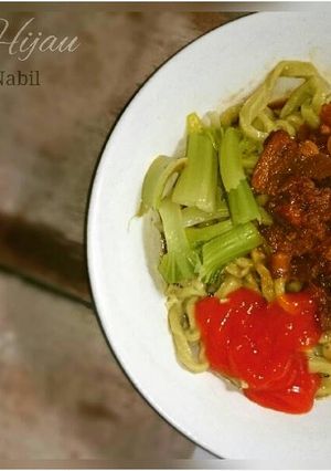 Foto resep Mie Ayam Hijau ala Bunda Nabil