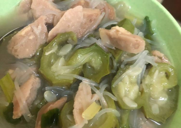 Cara mudah Menyiapkan Sayur oyong bakso ✨, Enak Banget