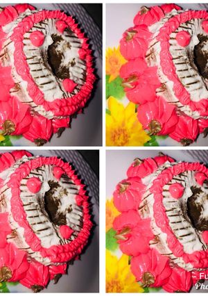 A picture of Donut shaped cake.