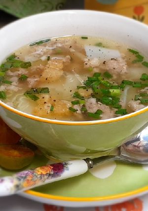 Hình của món Thịt băm nấu mì lá tươi.