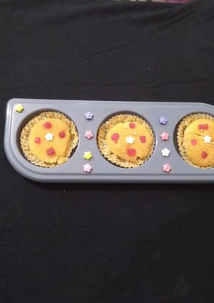 A picture of Baked Banana cups cake.