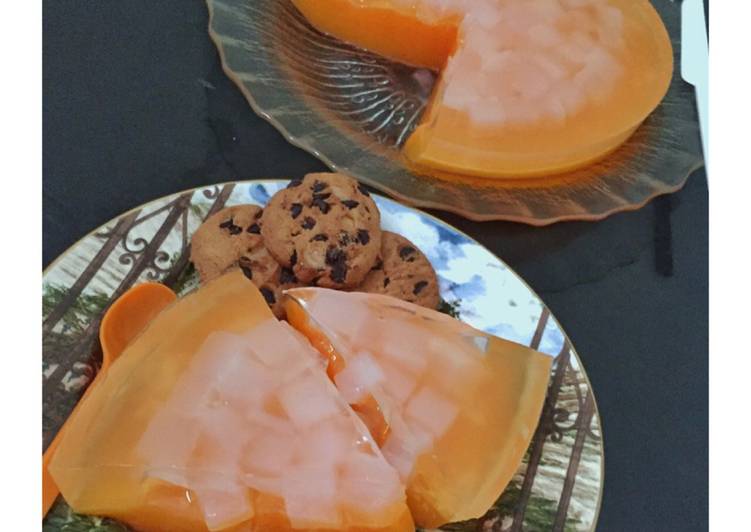  Resep  Puding  susu nata de coco and biskuit ala windaevi 